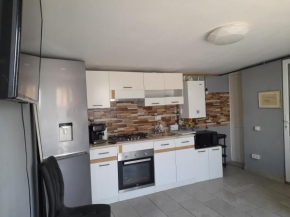 Garsoniera Sic Zona Terapia Zona linistita la casa cu parcare Cluj-Napoca